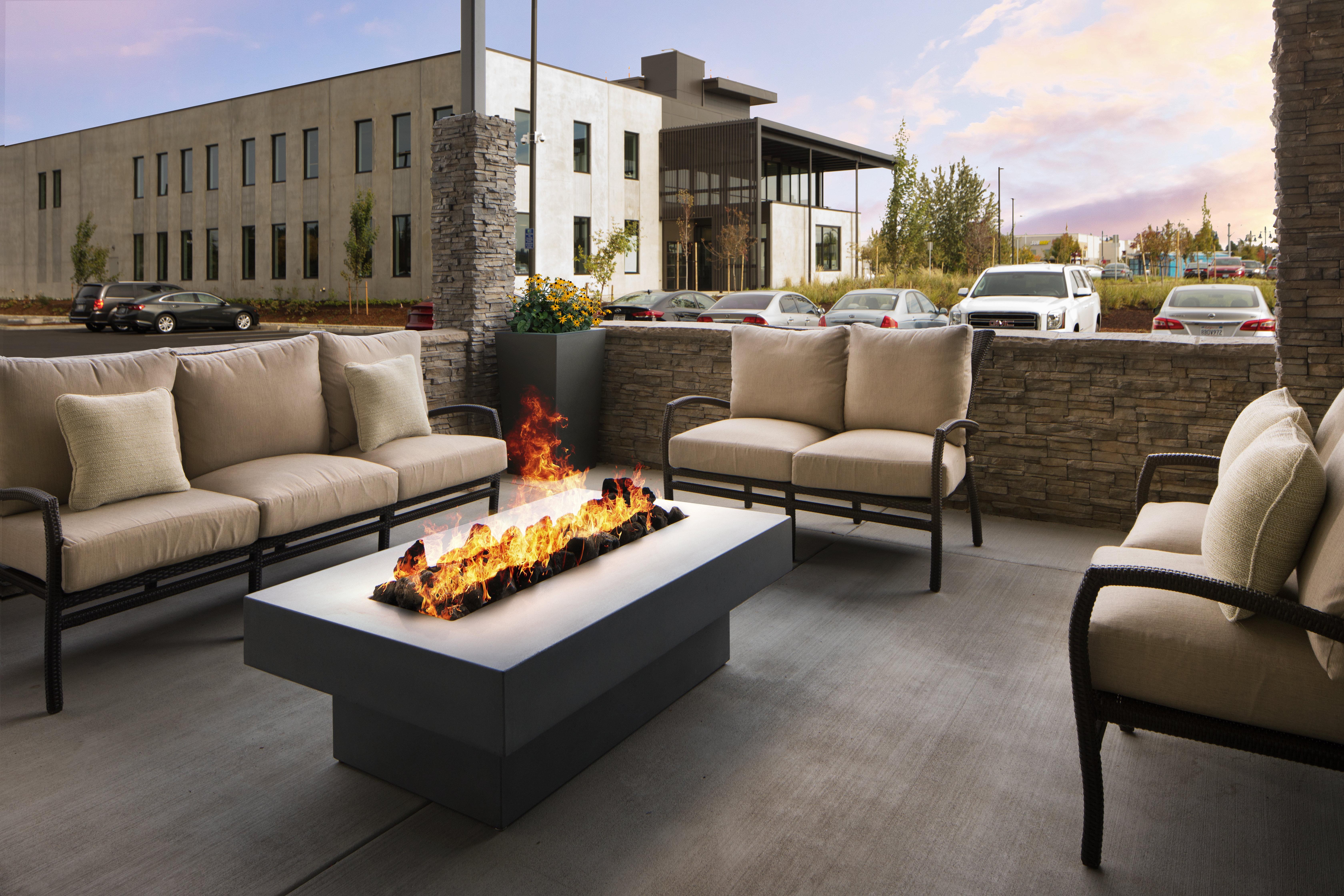 Holiday Inn Express & Suites - Portland Airport - Cascade Stn By Ihg Exterior foto